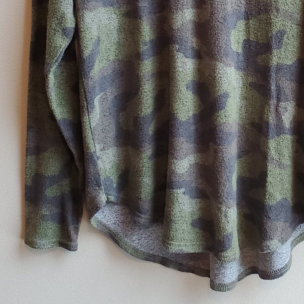 American Eagle Outfitters "Soft & Sexy" Jersey XS - Picture 3 of 16